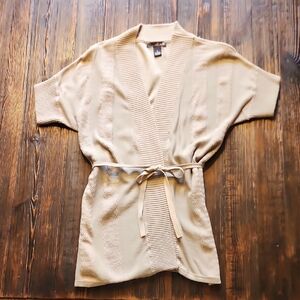 Willi Smith Women's Cardigan Sweater Beige Knit Short Sleeve Size Small